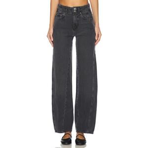 Free People Aster Straight Leg Jeans NWT Size 33 – Washed Black